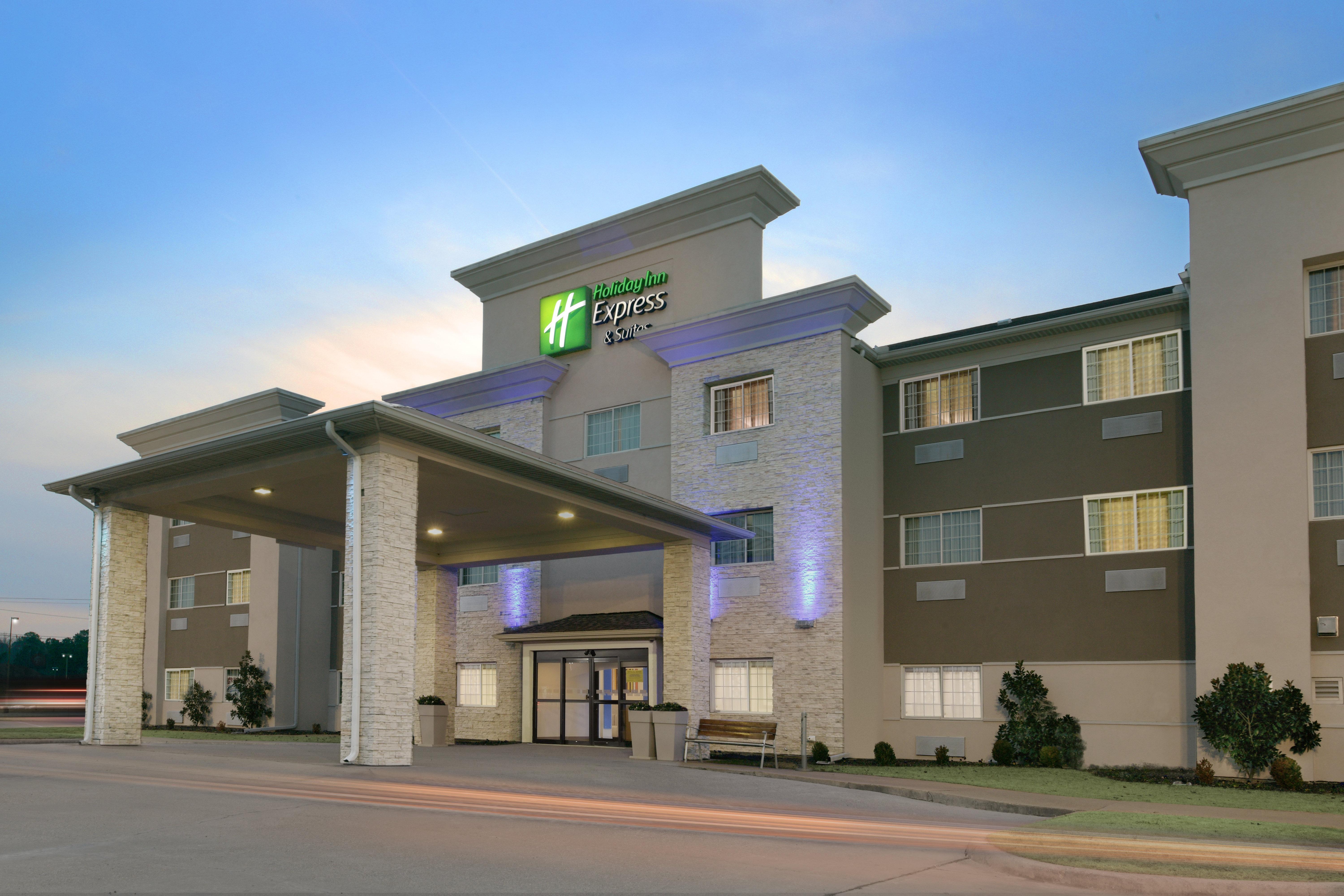 Holiday Inn Express & Suites Magnolia-Lake Columbia Buitenkant foto